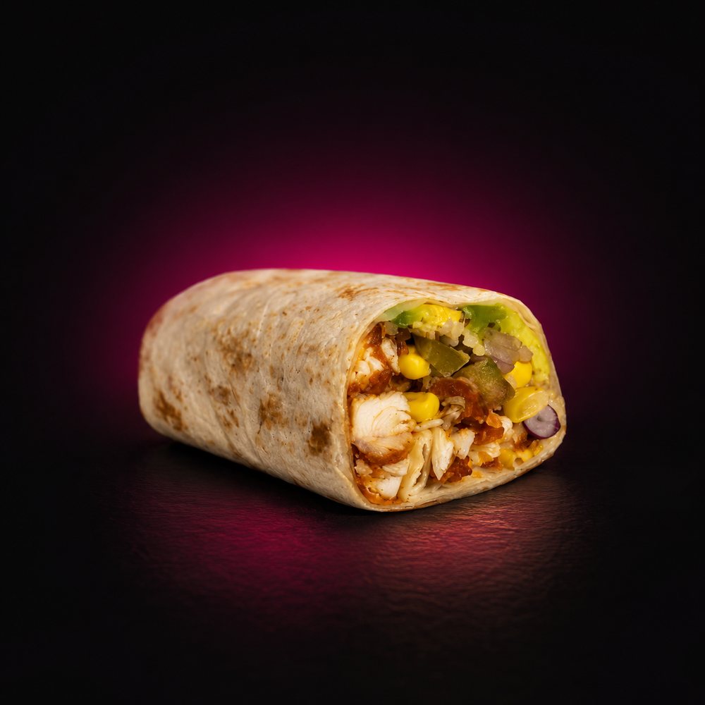 Mexican Burrito — poulet, riz, maïs, avocat, sauces